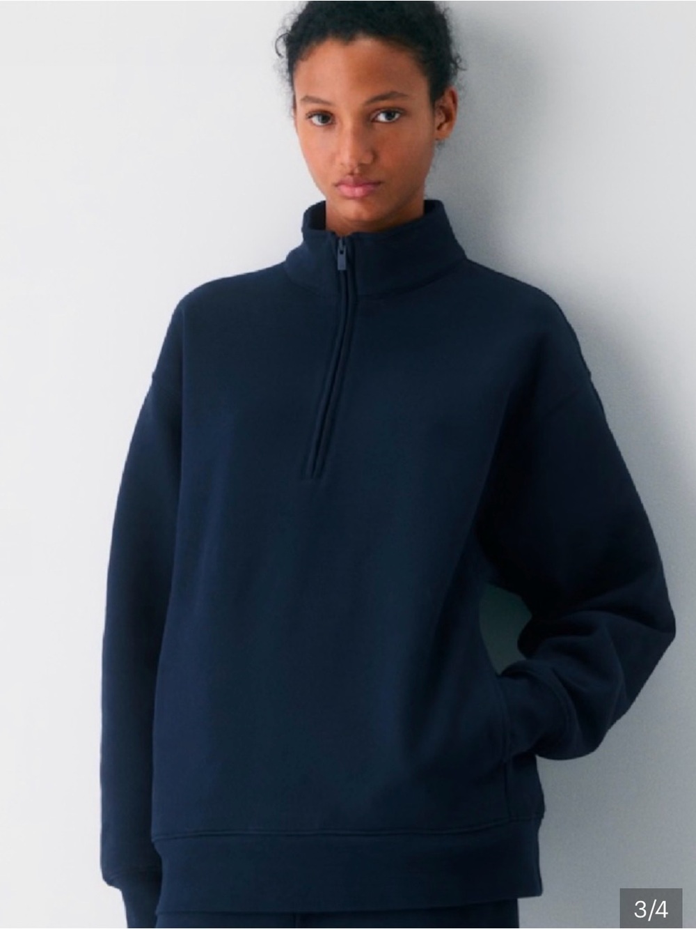 Aritzia Cozy Sweatfleece quarter zip navy sweater size Medium